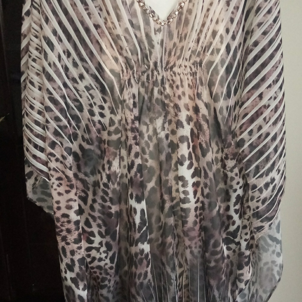 Women's Top.